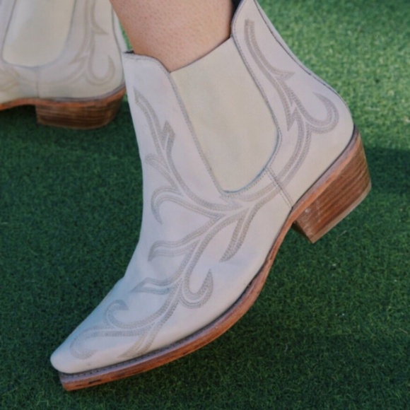 Free People Wayward Pointed Toe Western Boot - Picture 4 of 17